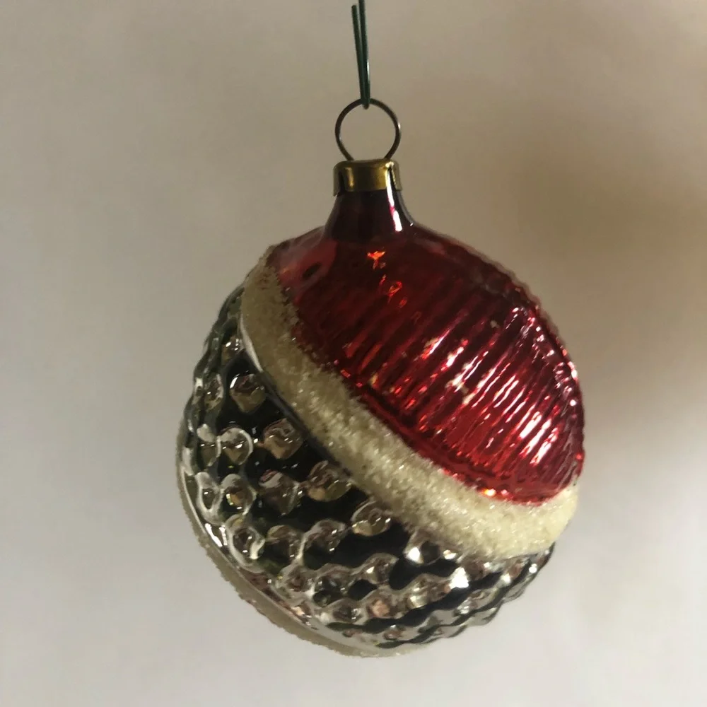 N/A christmas ornament